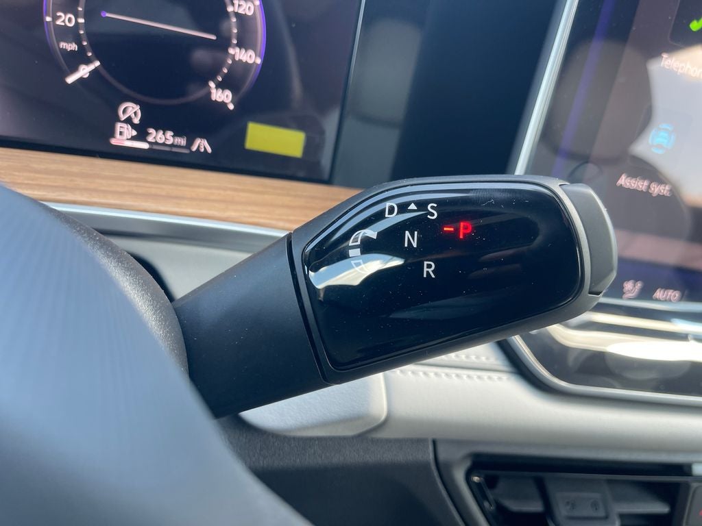 2026 Volkswagen Tiguan 2.0T SEL R-Line Turbo