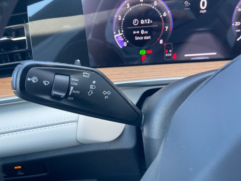 2026 Volkswagen Tiguan 2.0T SEL R-Line Turbo