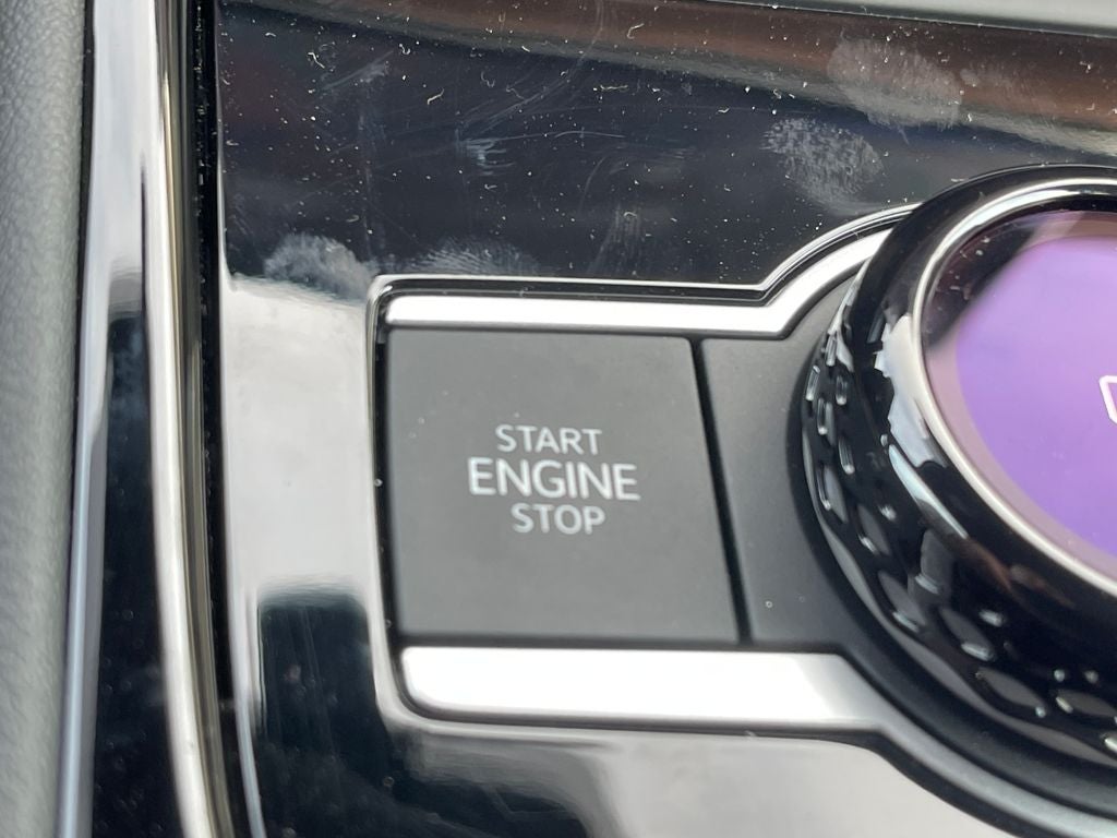 2026 Volkswagen Tiguan 2.0T SEL R-Line Turbo