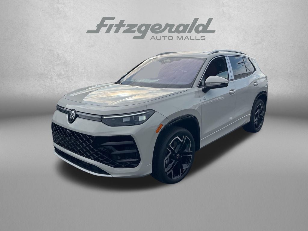2026 Volkswagen Tiguan 2.0T SEL R-Line