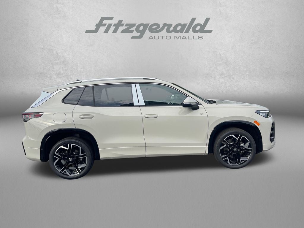 2026 Volkswagen Tiguan 2.0T SEL R-Line