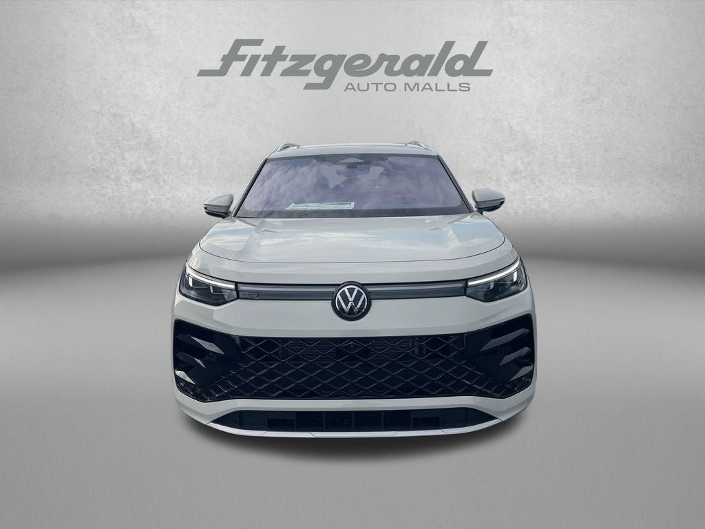 2026 Volkswagen Tiguan 2.0T SEL R-Line