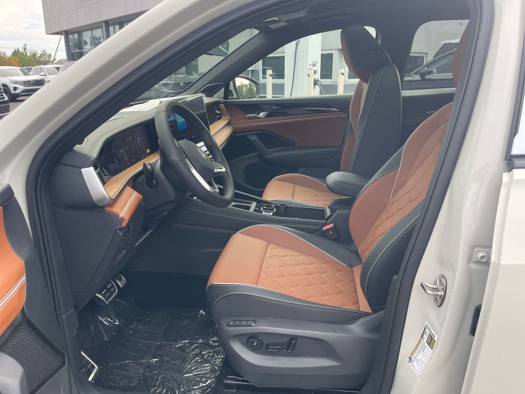 2026 Volkswagen Tiguan 2.0T SEL R-Line
