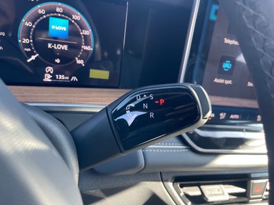 2026 Volkswagen Tiguan 2.0T SEL