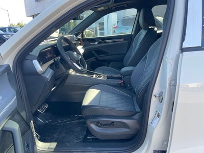 2026 Volkswagen Tiguan 2.0T SEL