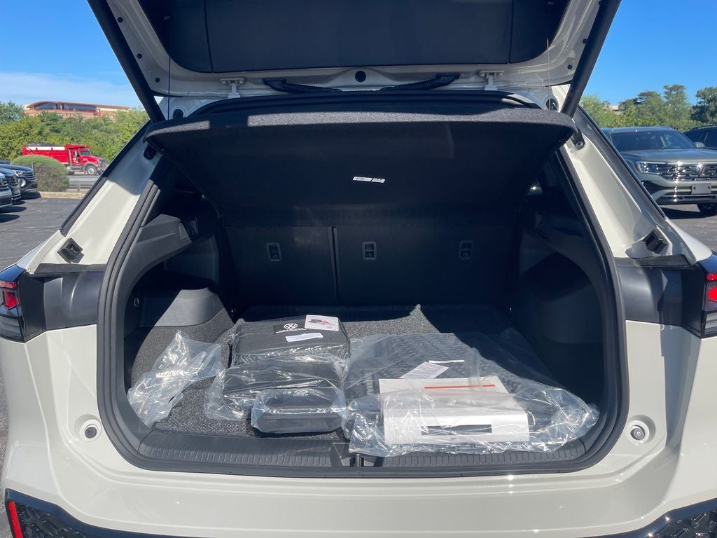 2026 Volkswagen Tiguan SEL R-Line Turbo