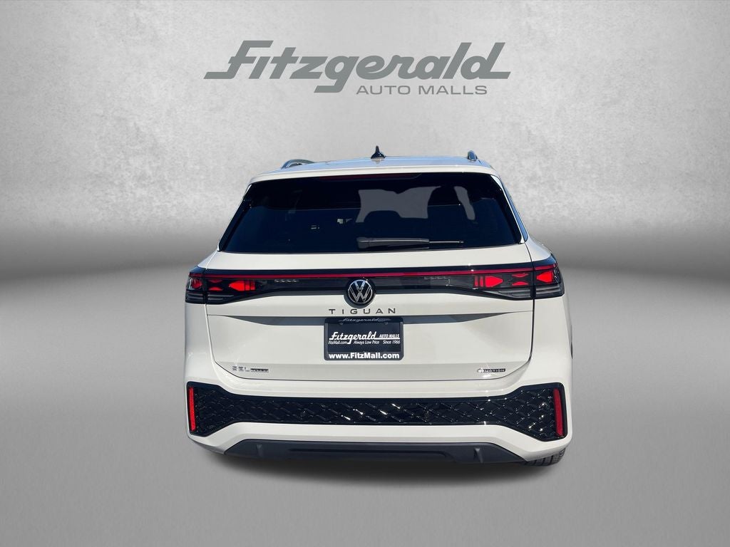 2026 Volkswagen Tiguan SEL R-Line Turbo