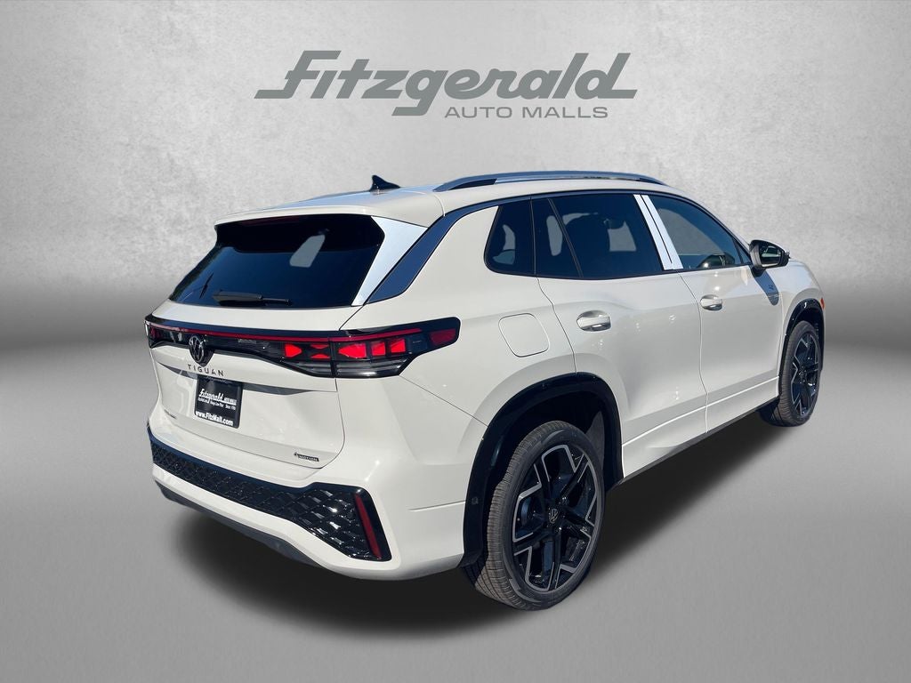 2026 Volkswagen Tiguan SEL R-Line Turbo