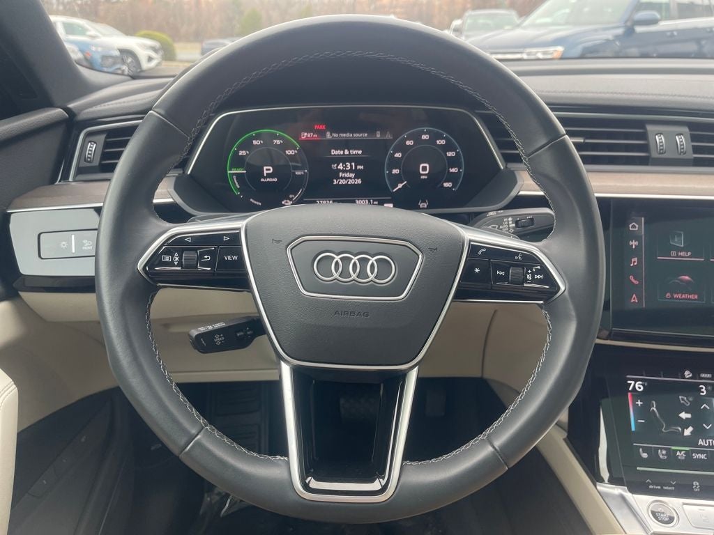 2024 Audi Q8 Sportback e-tron Premium Plus S line quattro