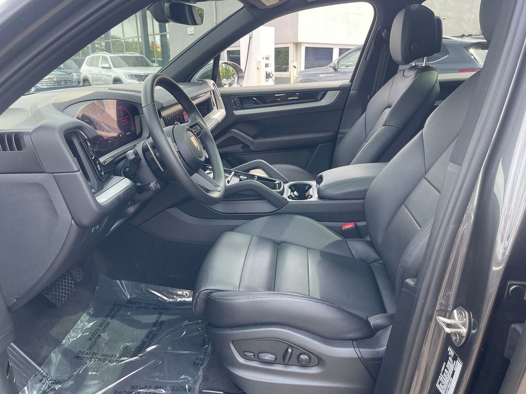 2024 Porsche Cayenne Base