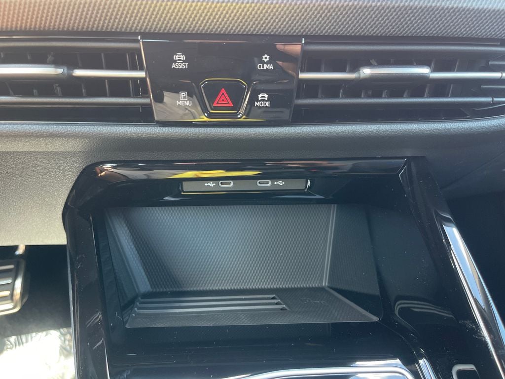 2026 Volkswagen Golf R 2.0T