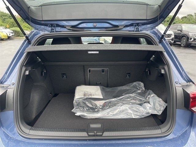 2025 Volkswagen Golf GTI 2.0T SE