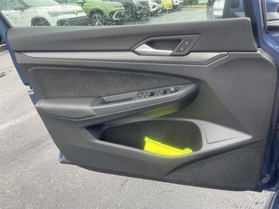 2025 Volkswagen Golf GTI 2.0T SE