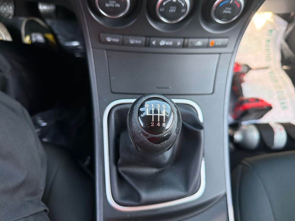 2013 Mazda Mazda3 i Touring