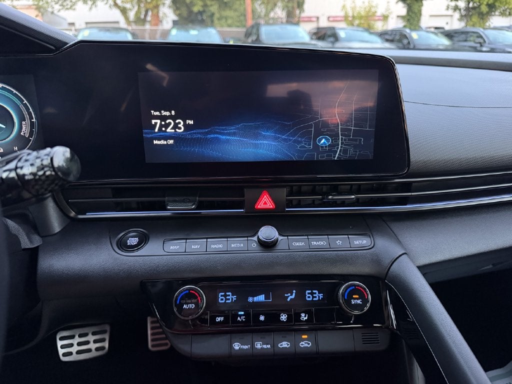 2025 Hyundai Elantra Hybrid SEL Sport