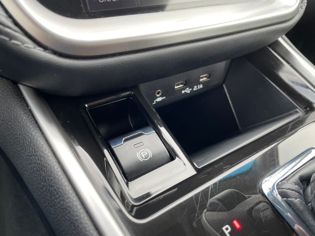 2022 Subaru Legacy Limited XT