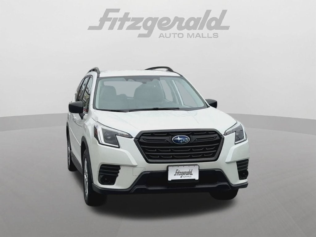 2023 Subaru Forester Base