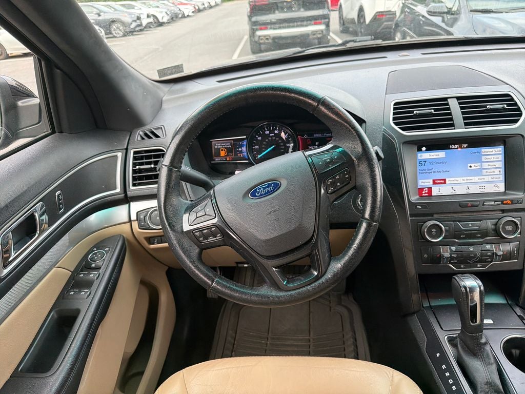 2017 Ford Explorer XLT