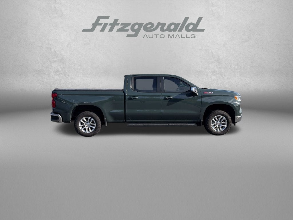 2025 Chevrolet Silverado LT