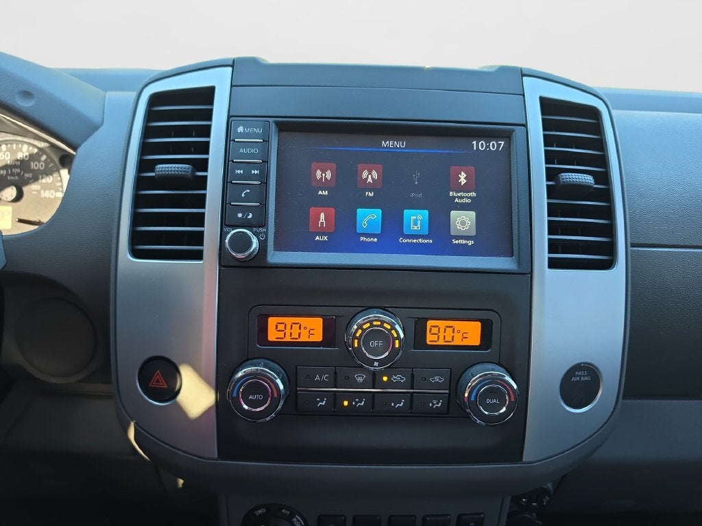 2021 Nissan Frontier SV