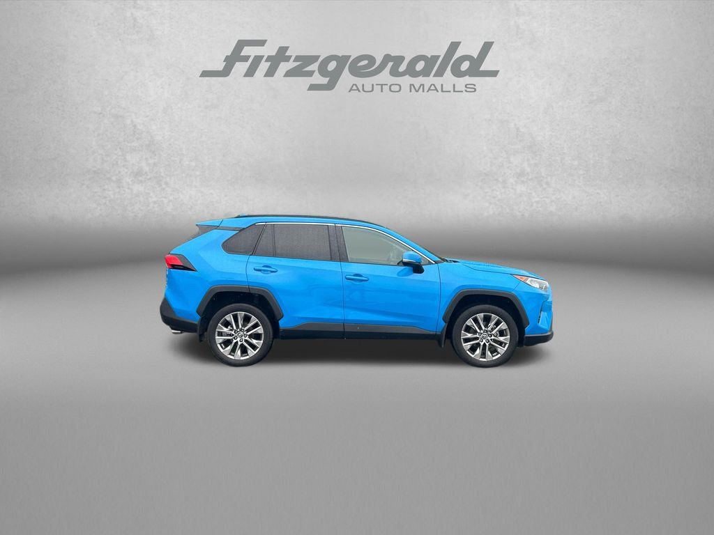 2020 Toyota RAV4 XLE Premium