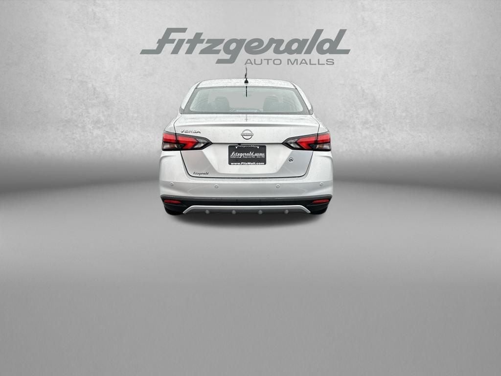 2024 Nissan Versa 1.6 S