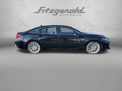 2020 Toyota AVALON HYBRID Limited