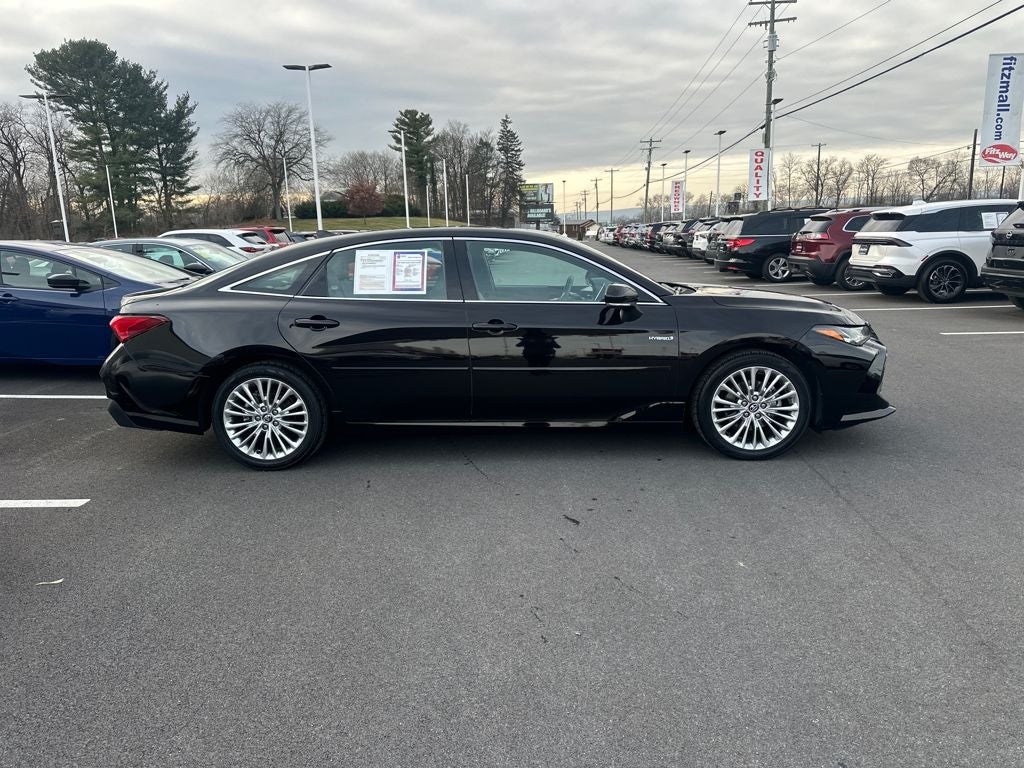 2020 Toyota AVALON HYBRID Limited