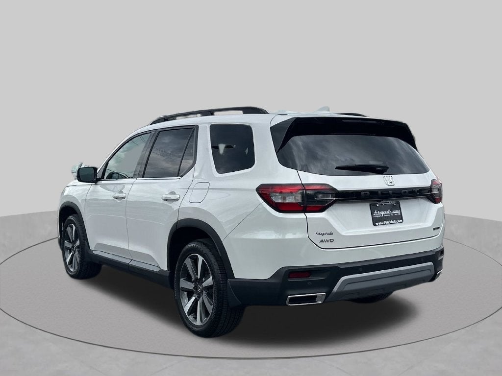 2025 Honda Pilot Touring