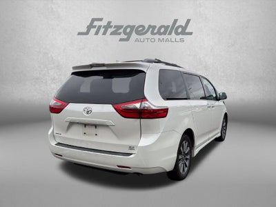 2020 Toyota Sienna XLE 7 Passenger