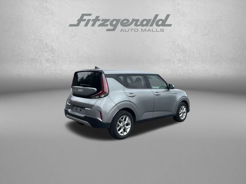 2024 Kia Soul LX