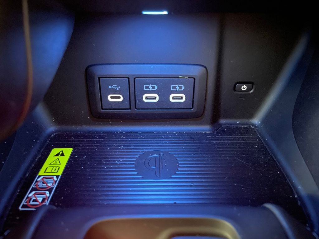 2024 Toyota Venza LE