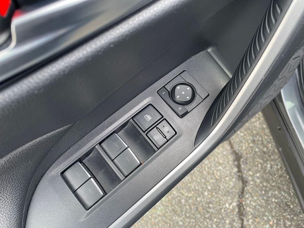 2024 Toyota RAV4 Prime SE