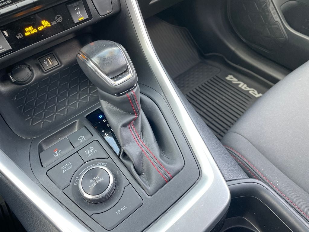 2024 Toyota RAV4 Prime SE