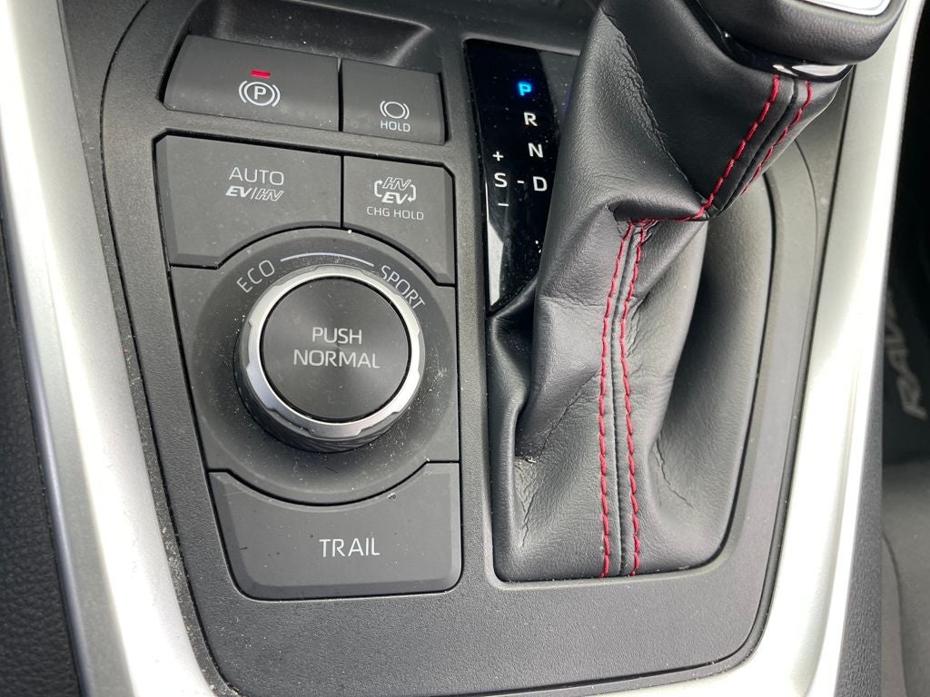 2024 Toyota RAV4 Prime SE