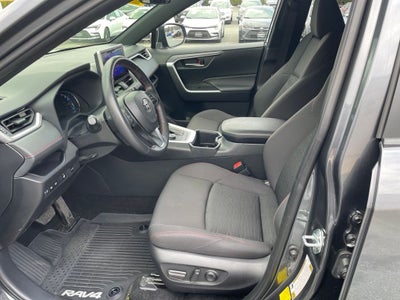 2024 Toyota RAV4 Prime SE