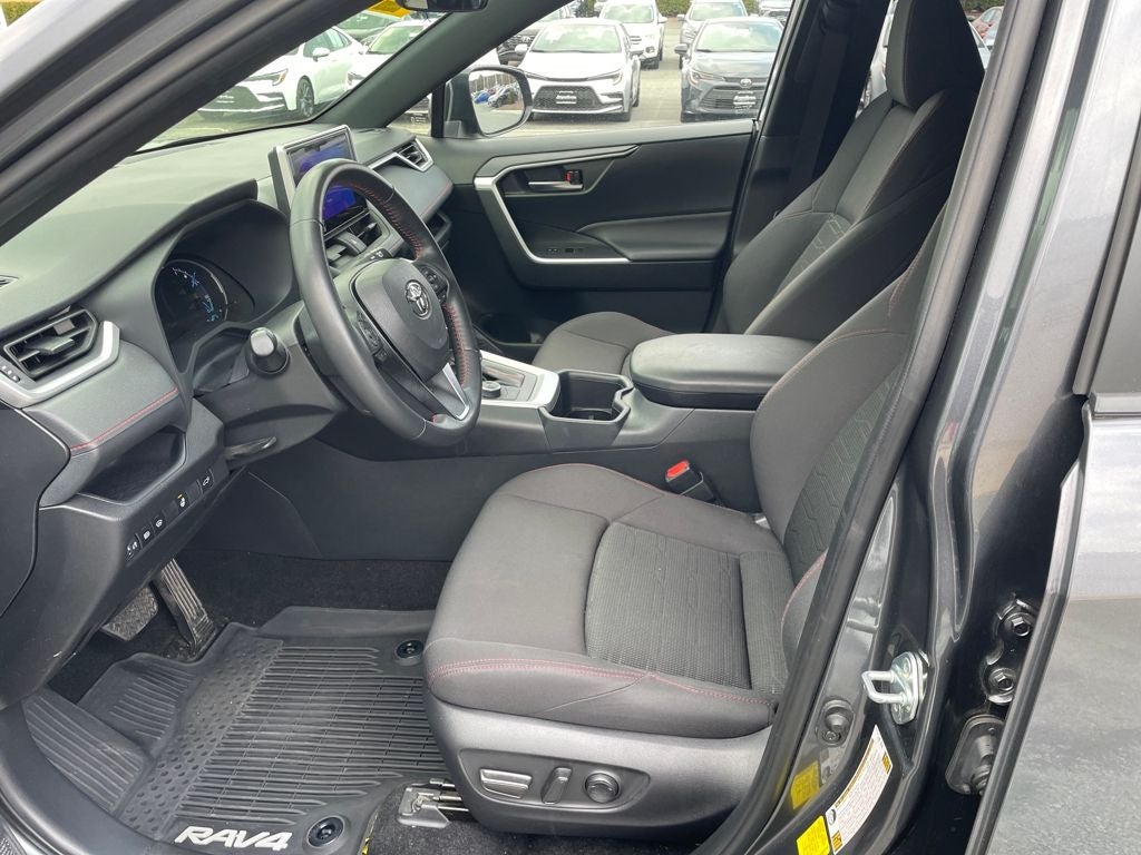 2024 Toyota RAV4 Prime SE