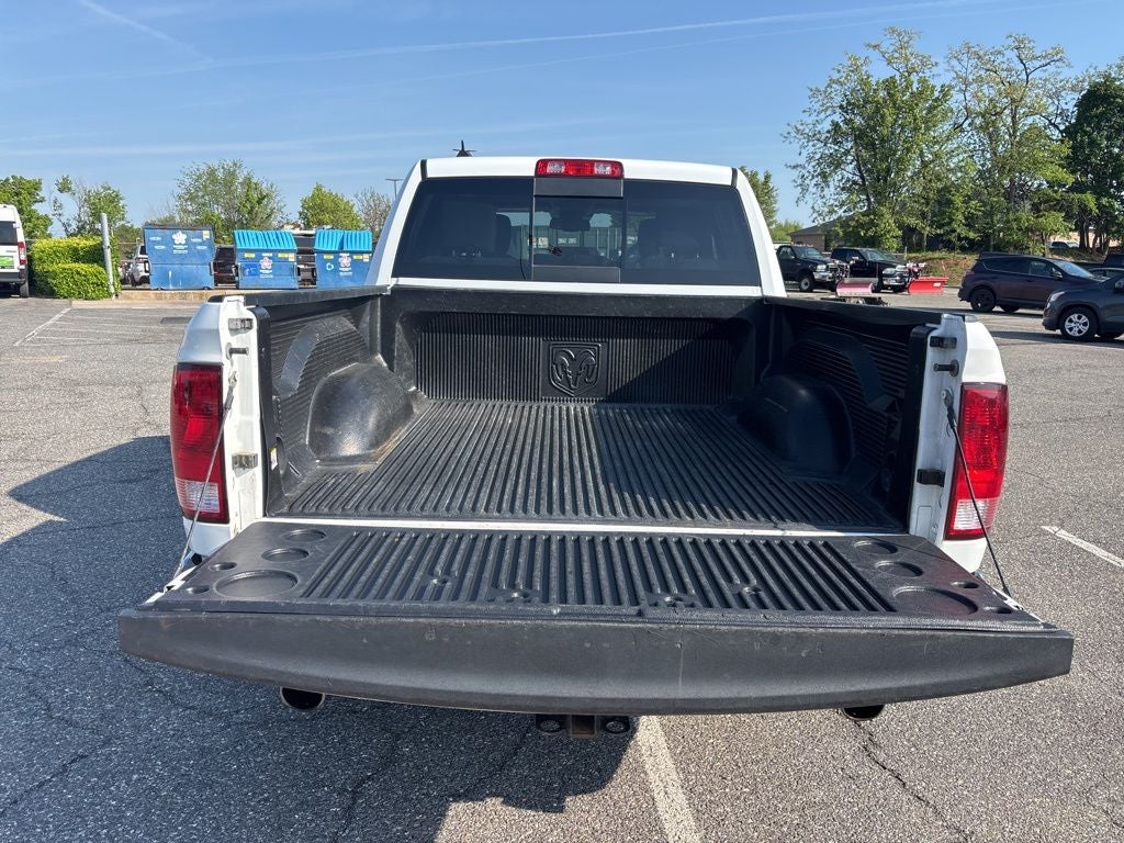2018 RAM 1500 Big Horn Crew Cab 4x4 5'7' Box