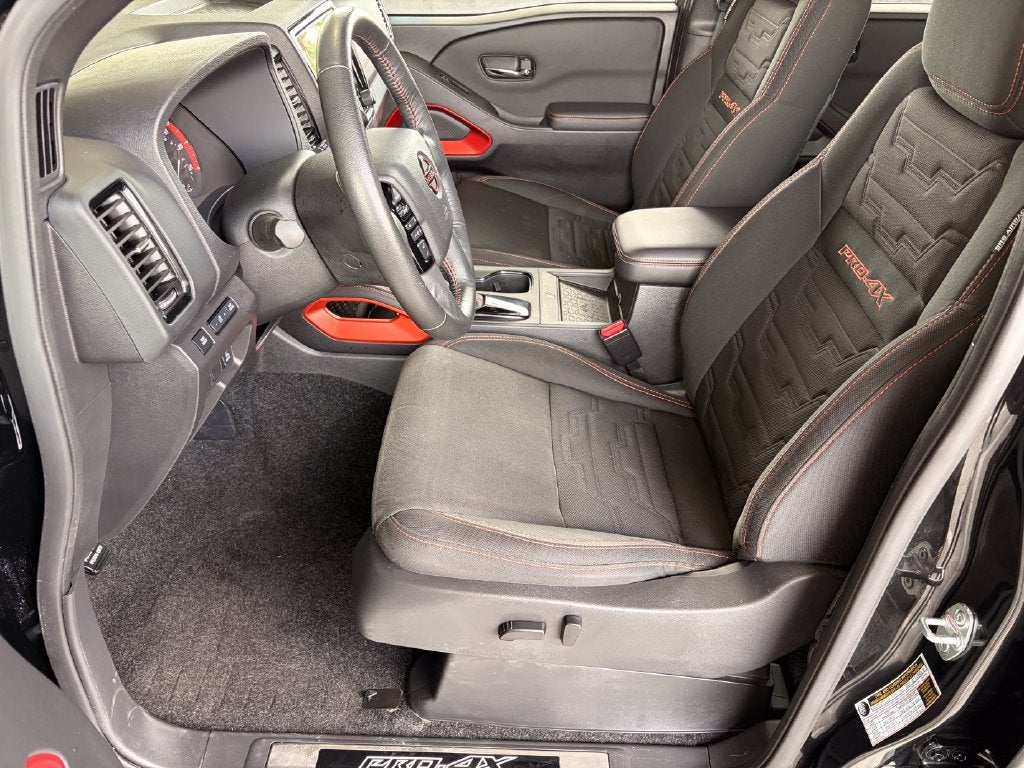 2023 Nissan Frontier Crew Cab PRO-4X 4x4
