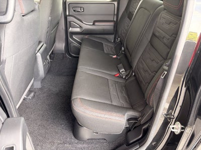 2023 Nissan Frontier Crew Cab PRO-4X 4x4