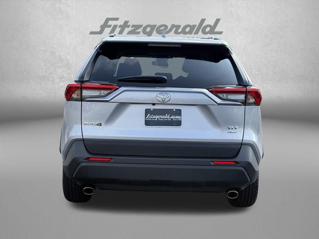 2025 Toyota RAV4 XLE