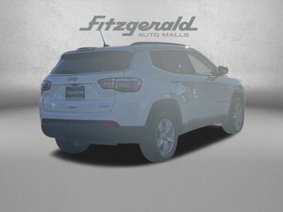 2022 Jeep Compass Latitude FWD