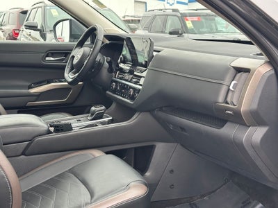 2023 Nissan Pathfinder Platinum 4WD