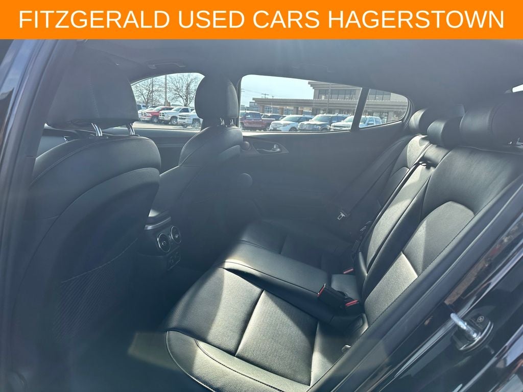 2020 Kia Stinger GT1