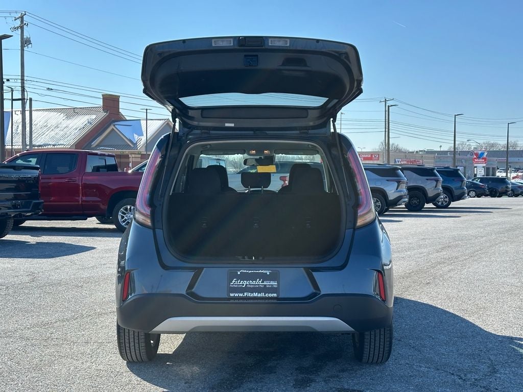 2023 Kia Soul LX