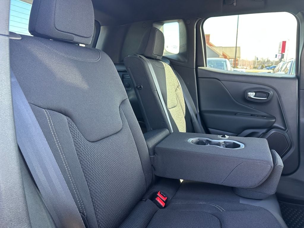 2022 Jeep Renegade Altitude 4x4