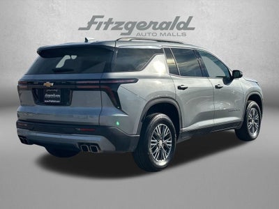 2025 Chevrolet Traverse LT