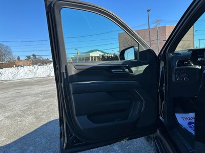 2025 Chevrolet Suburban LT