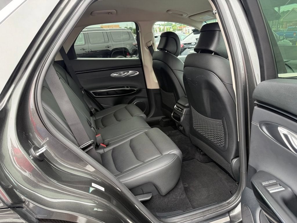 2025 Genesis GV70 2.5T