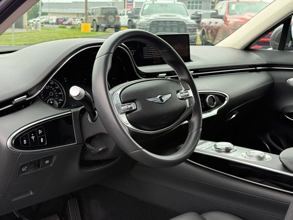 2025 Genesis GV70 2.5T